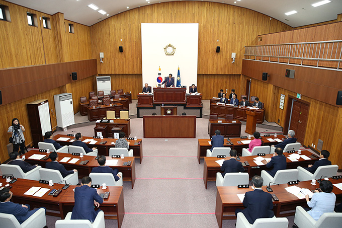 제215회 경주시의회 임시회(제2차 본회의)