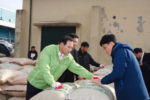 추곡수매현장격려방문