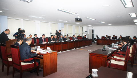 전체의원간담회