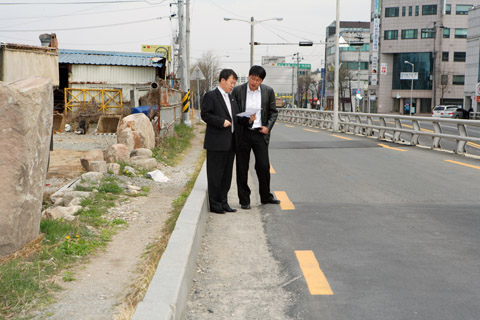 황성공원-포항 방면 지하도 인터로킹 보수공사 현장 방문