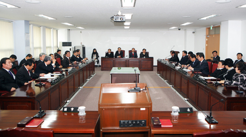 전체의원간담회