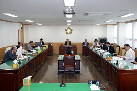 제2행정사무감사특별위원회