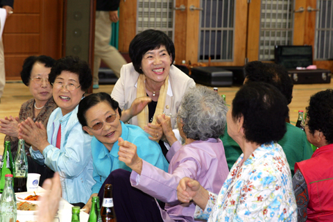 동천동경로잔치