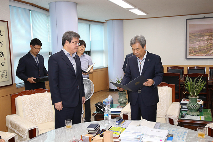 공무국외여행 심사위원 위촉식