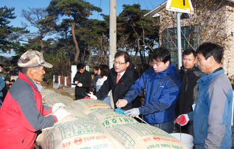 추곡수매현장격려방문