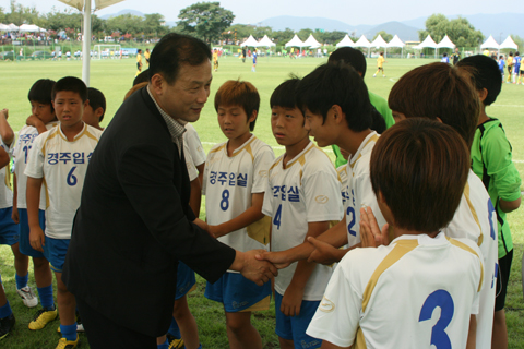 2010화랑대기전국초등학교유소년축구대회격려방문