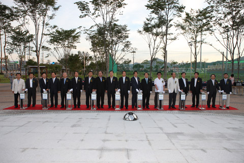 축구공원상징조형물및수경시설조성공사준공식