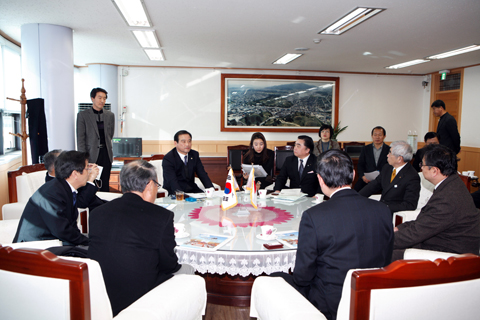 사이타마현의회의장(스즈키세이지)