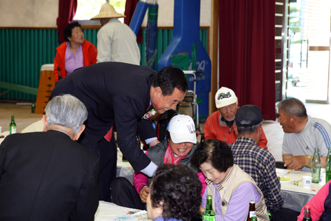 동천동경로잔치