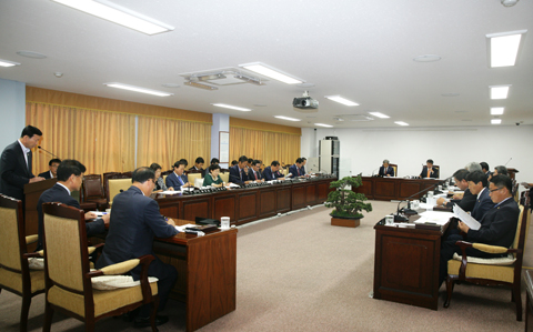 전체의원간담회