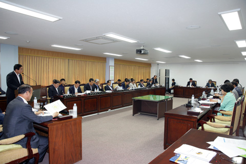 전체의원간담회