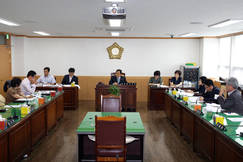 행정사무감사특별위원회(1행감)