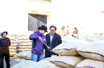 공공비축미 건조벼 수매 현장 격려