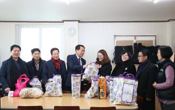 푸르른지역아동센터 격려 방문