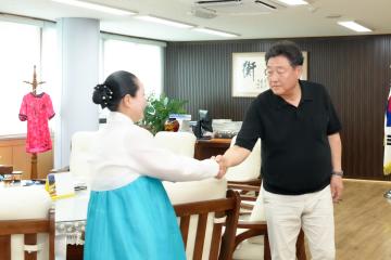 김영리 명창 방문