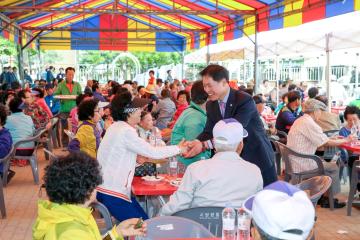 용강동 새마을 효 경로잔치