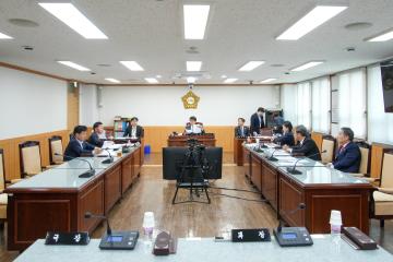 제290회 경주시의회 임시회 중 제1차 경제산업위원회