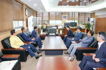 각 기관단체 방문