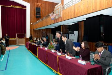 세계를 품는 신라인의 후예가 되자