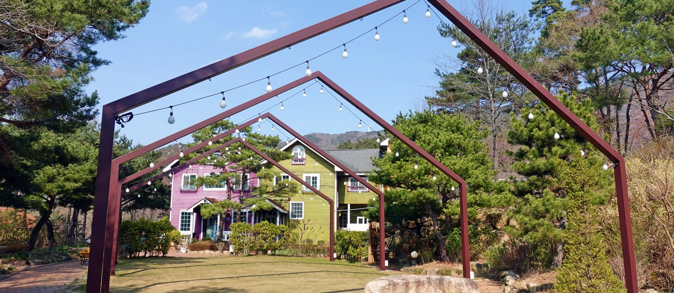 우드페커 정원에서 바라본 전경