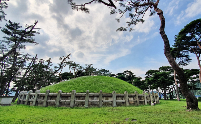 북천 둔치 여행코스 헌덕왕릉