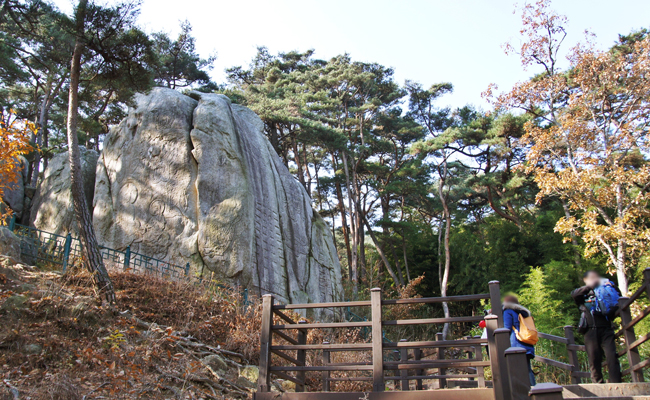 탑곡 마애불상군과 동남산 가는 숲길