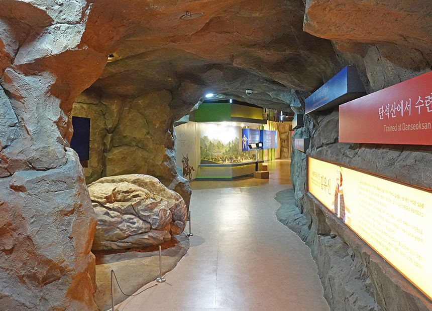 화랑마을 야외 방탈출 게임 ‘용화향도’