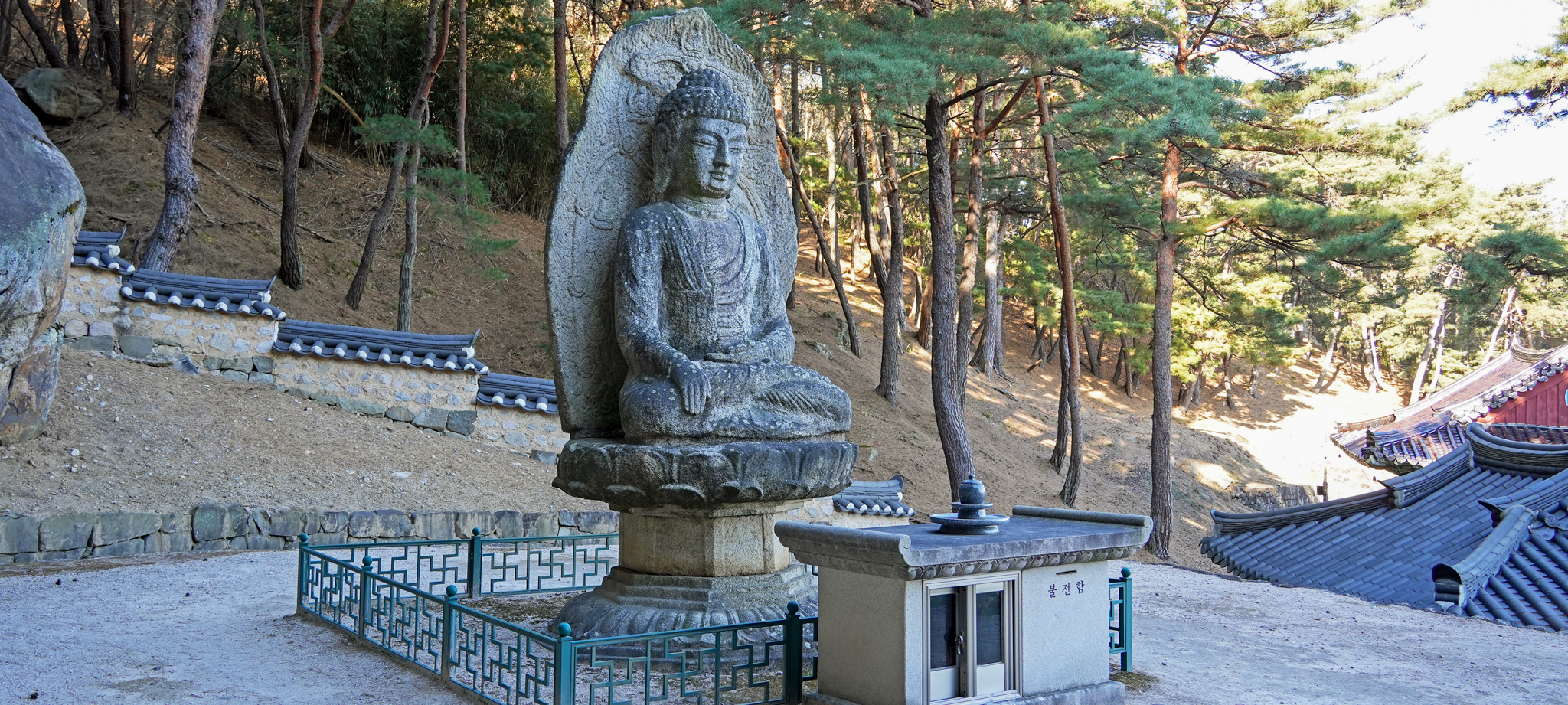 미륵곡 석조여래좌상