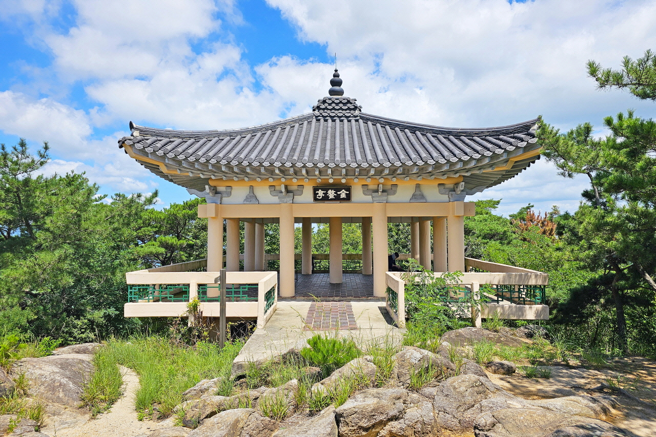 금오정