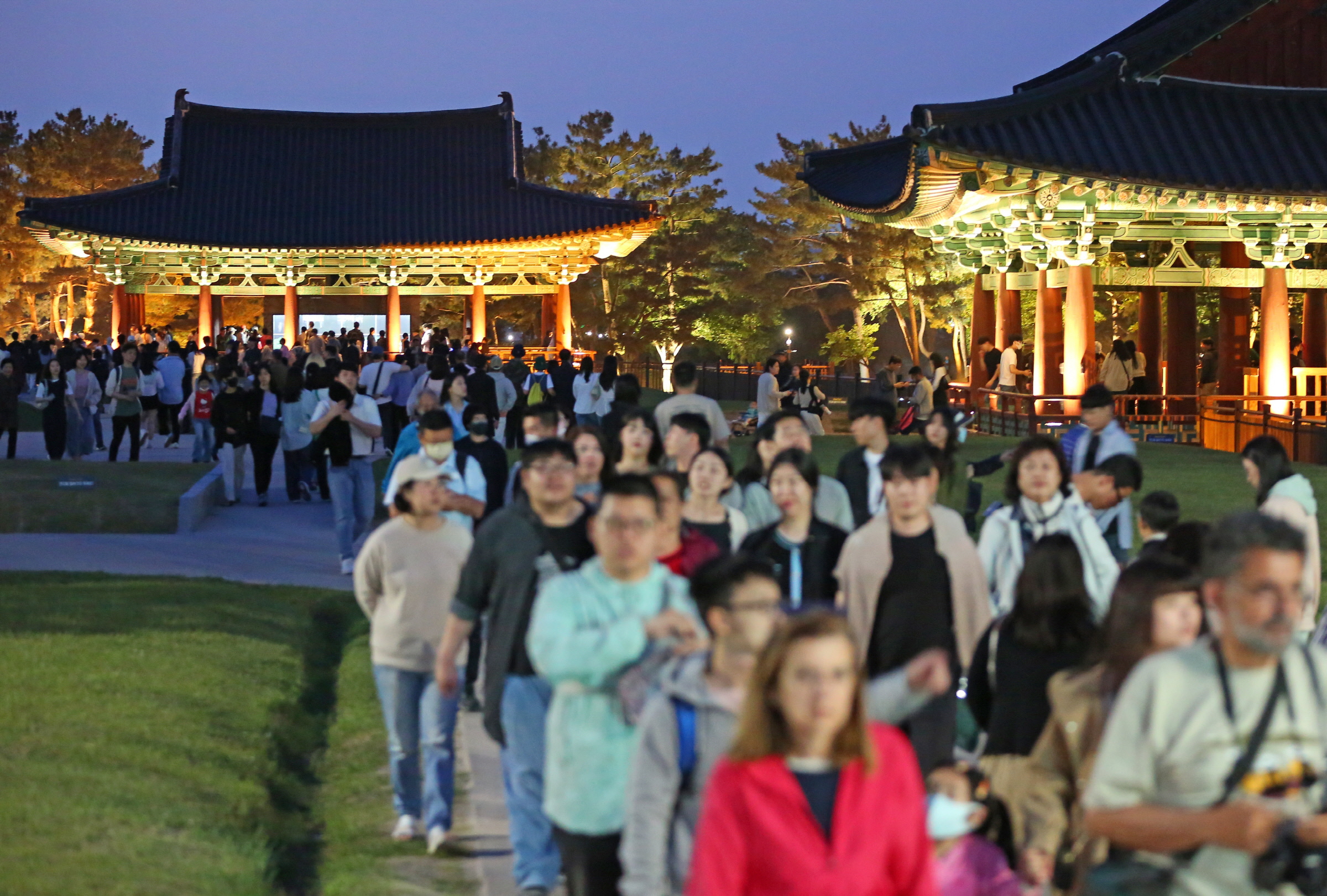 한국관광공사의 한국관광 데이터랩을 분석한 결과, 올해 1월부터 9월까지 경주시를 다녀간 외부 방문객 수가 3592만 9463명으로 집계됐다.