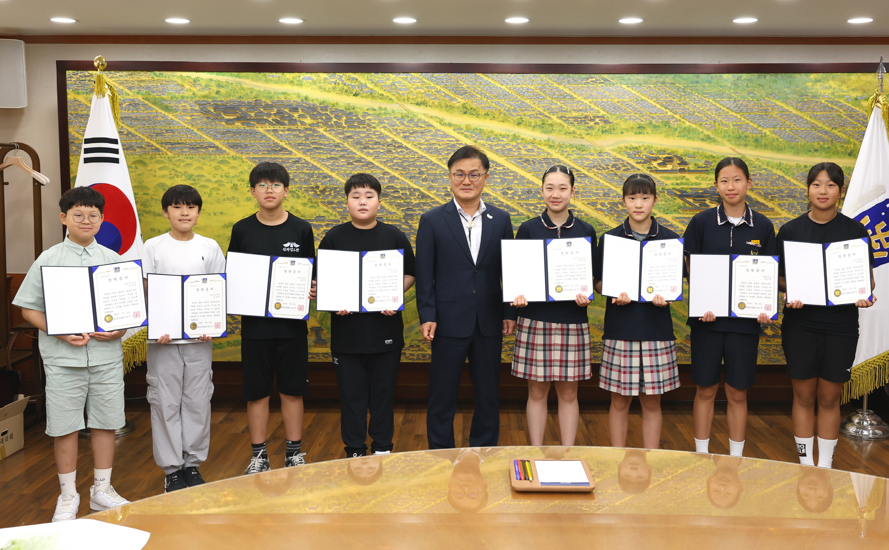 경주시장학회, 소년체전 입상 청소년에 장학금 수여
